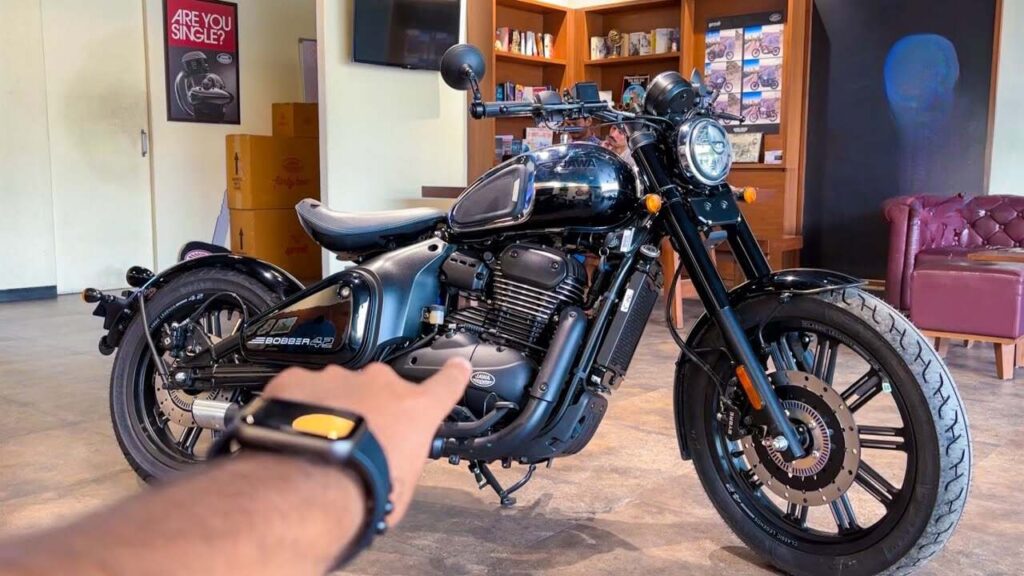 Jawa 42 Bobber